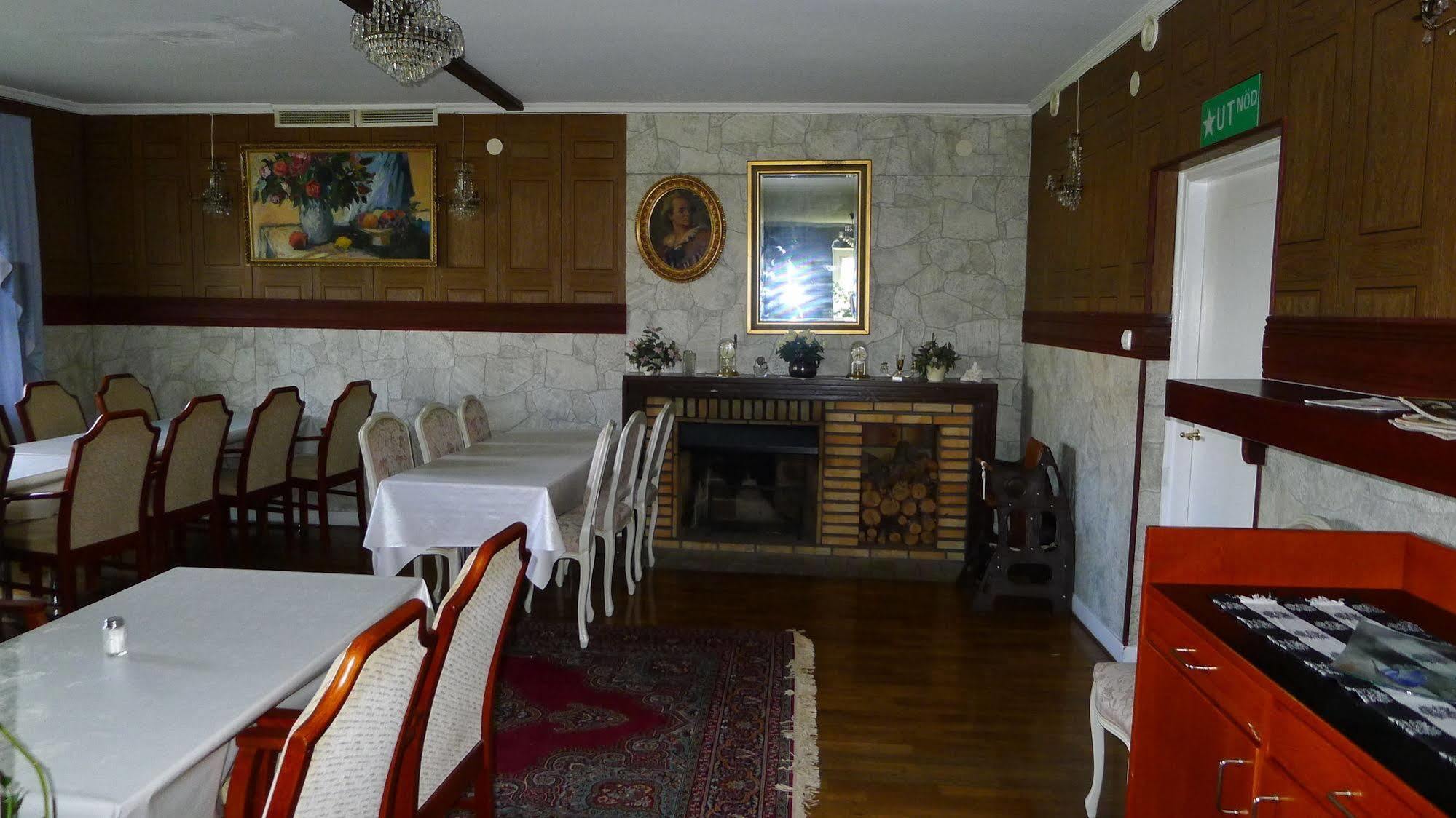 Grums Old House Exterior foto